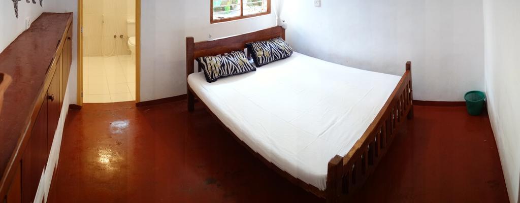 Little White House Trincomalee Exterior foto